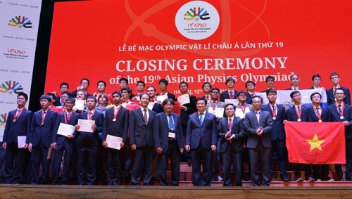 Bế mạc Olympic Vật lí Châu Á lần thứ 19: Đoàn học sinh Việt Nam giành 4 Huy chương Vàng